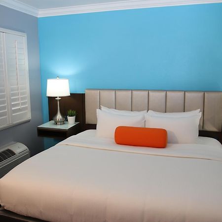 Blvd Hotel & Suites - Walking Distance To Hollywood Walk Of Fame (Adults Only) Los Angeles Exterior photo